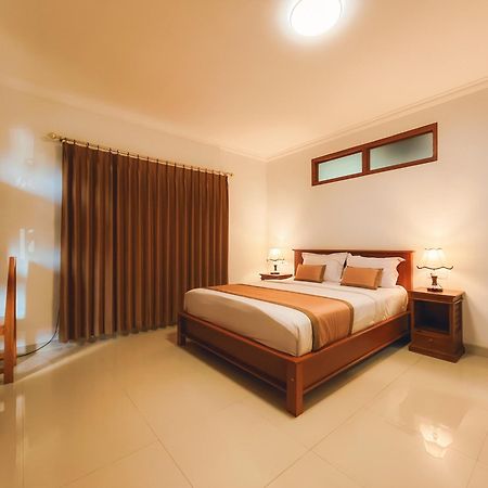 Rostika Hotel Sekumpul Pabean Buleleng Exterior foto
