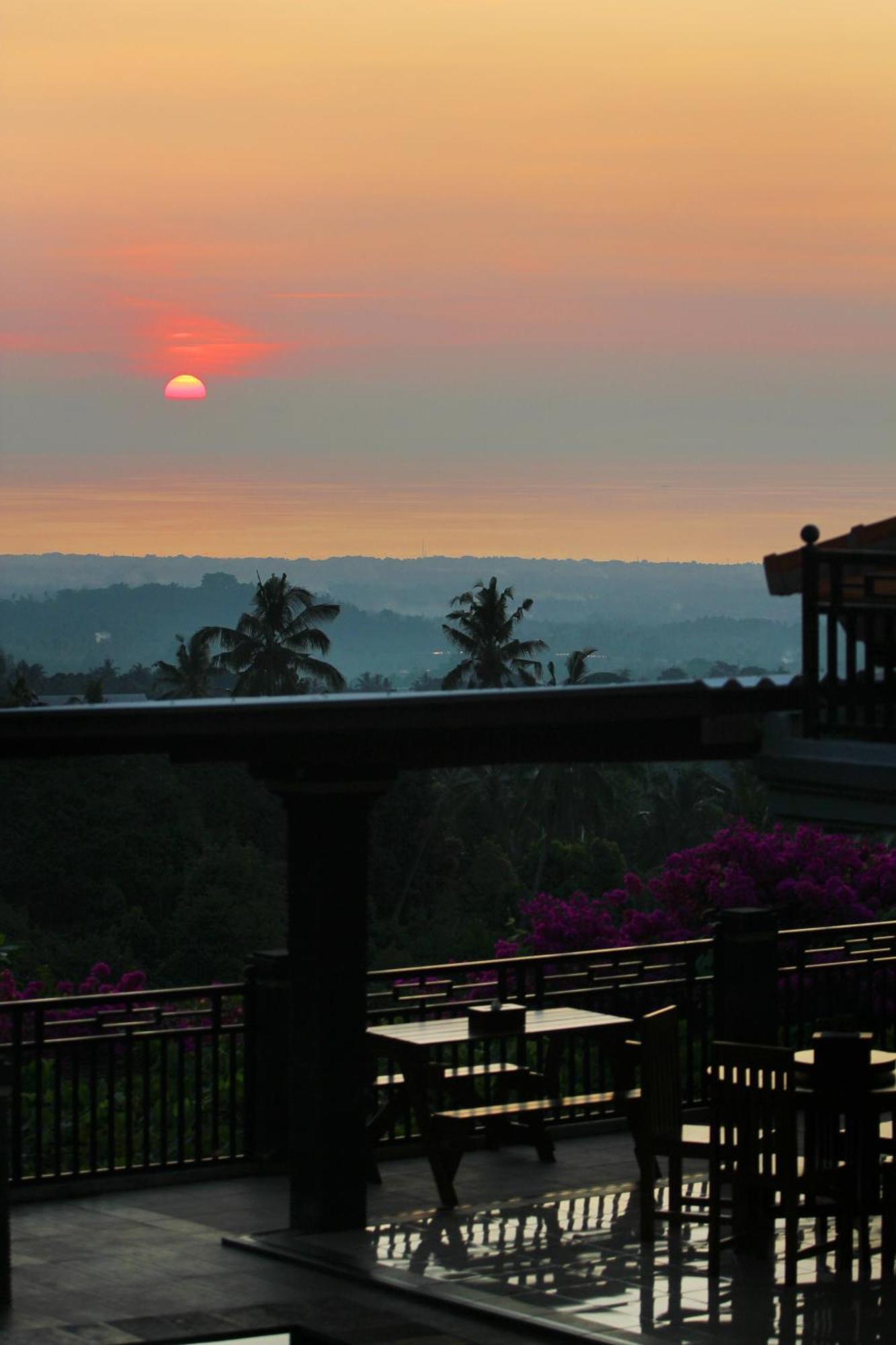Rostika Hotel Sekumpul Pabean Buleleng Exterior foto