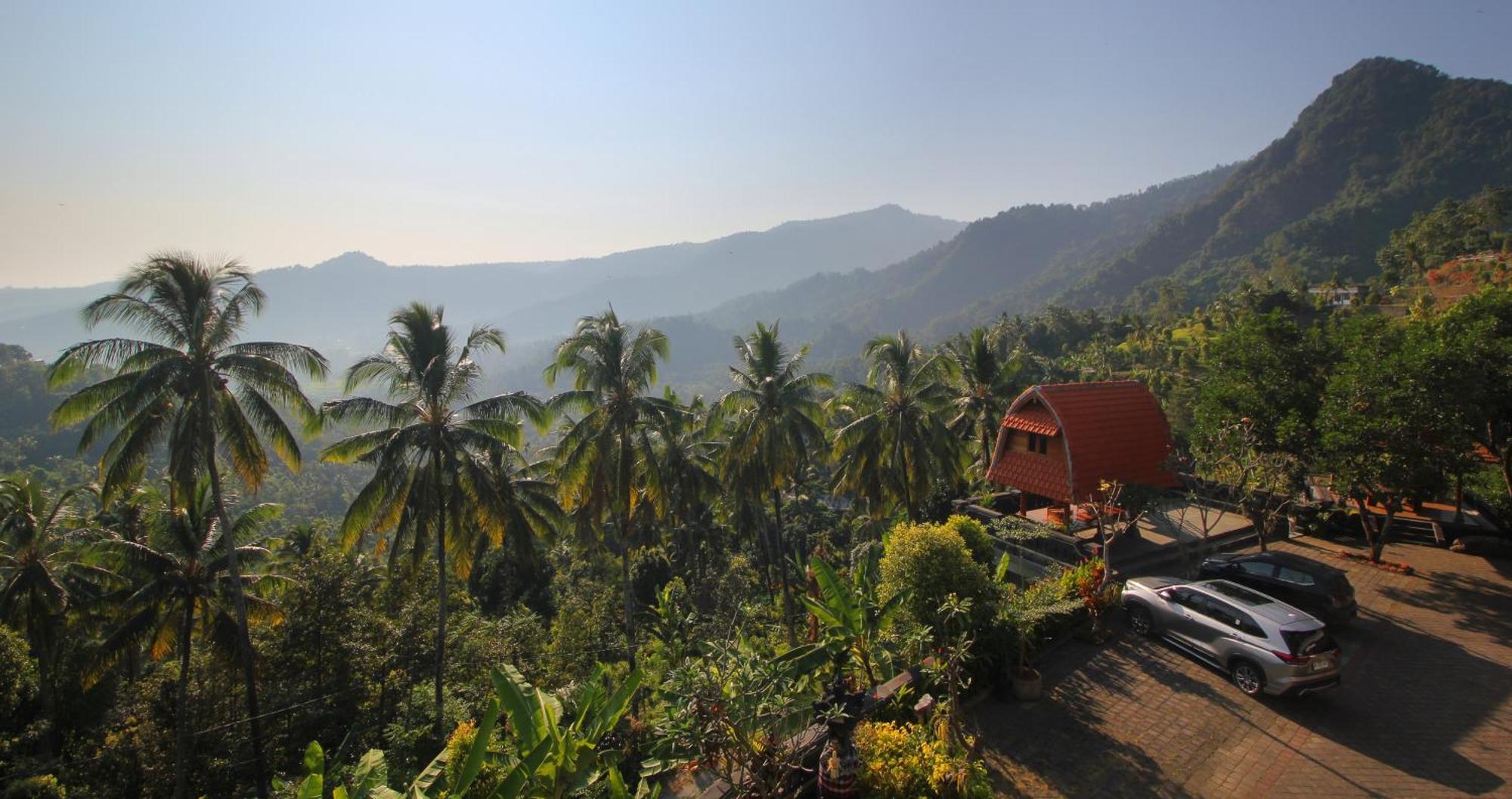 Rostika Hotel Sekumpul Pabean Buleleng Exterior foto