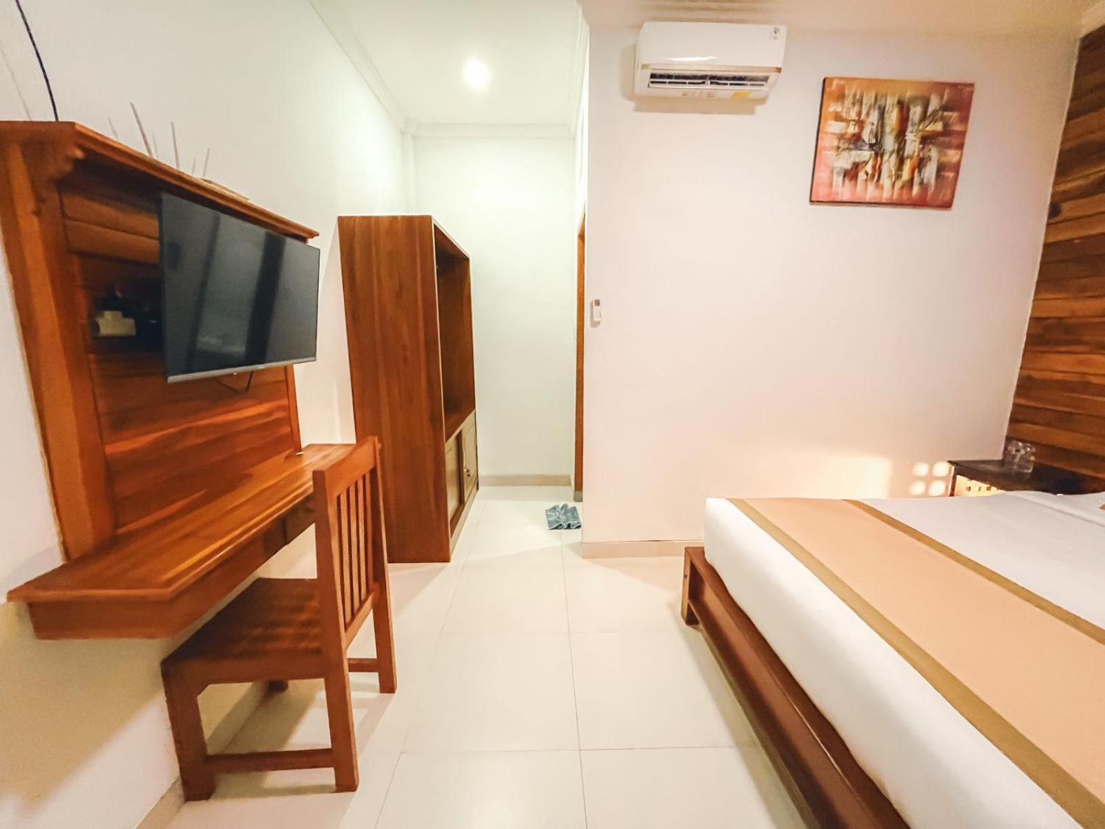Rostika Hotel Sekumpul Pabean Buleleng Exterior foto