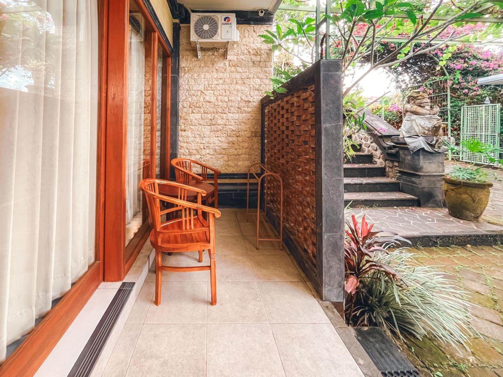 Rostika Hotel Sekumpul Pabean Buleleng Exterior foto